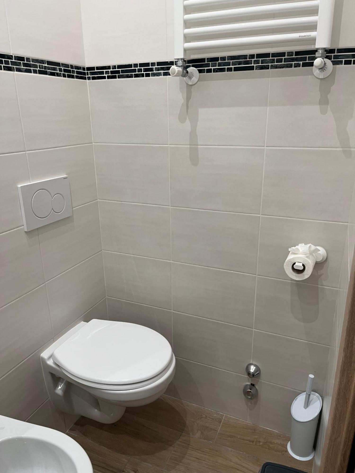 Hotel New House Fiumicino Esterno foto